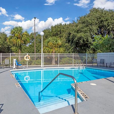 St. Augustine Beach Quality Inn & Suites St Augustine Beach Area מראה חיצוני תמונה