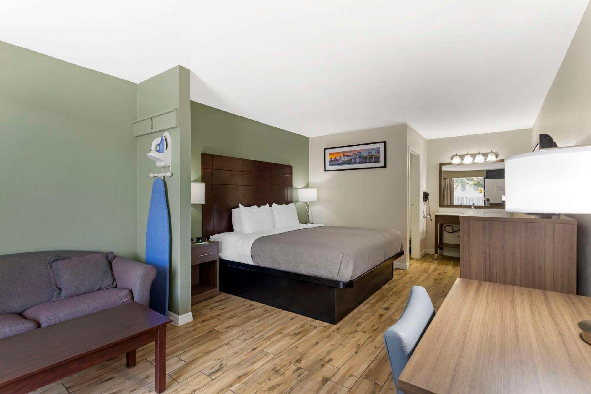 St. Augustine Beach Quality Inn & Suites St Augustine Beach Area מראה חיצוני תמונה
