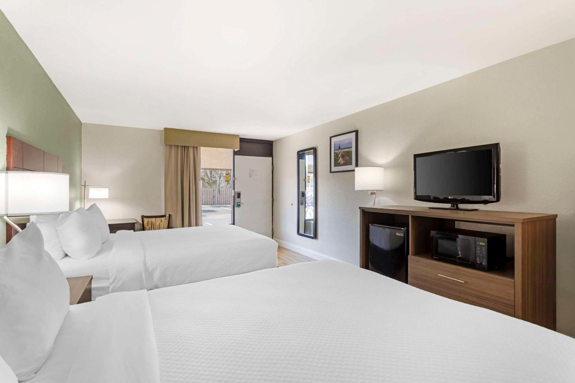 St. Augustine Beach Quality Inn & Suites St Augustine Beach Area מראה חיצוני תמונה