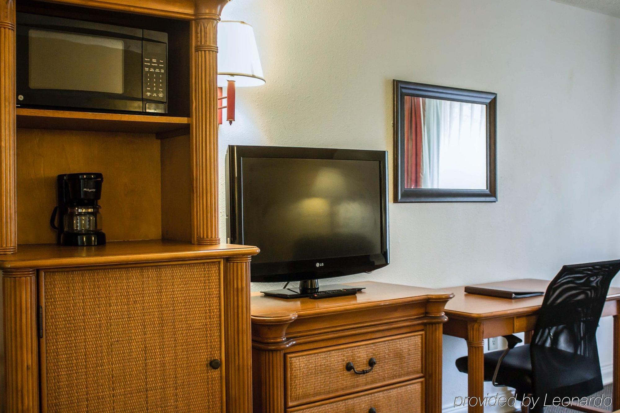 St. Augustine Beach Quality Inn & Suites St Augustine Beach Area מראה חיצוני תמונה