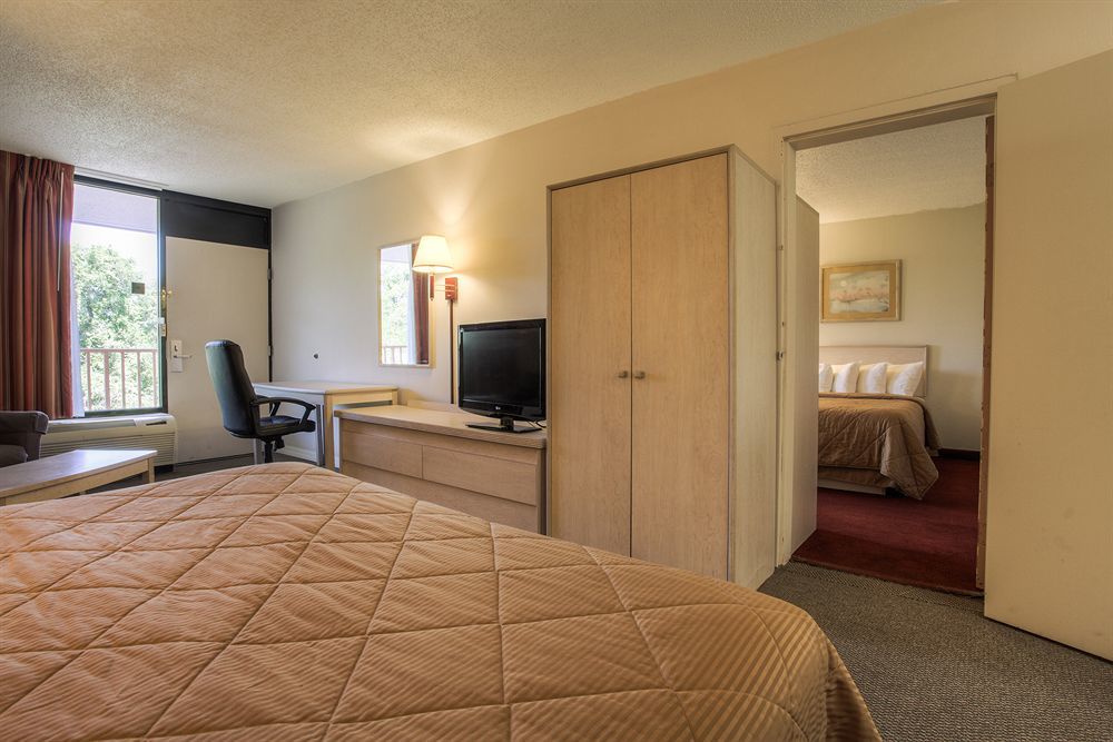 St. Augustine Beach Quality Inn & Suites St Augustine Beach Area מראה חיצוני תמונה